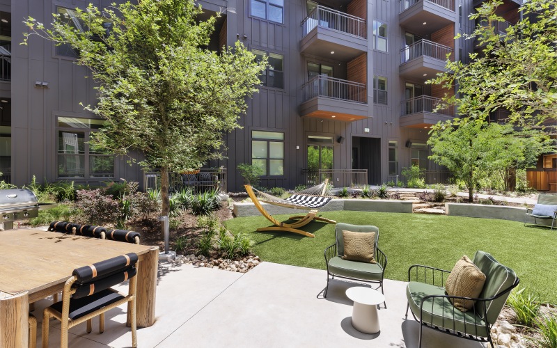 The Waylon Zen Courtyard