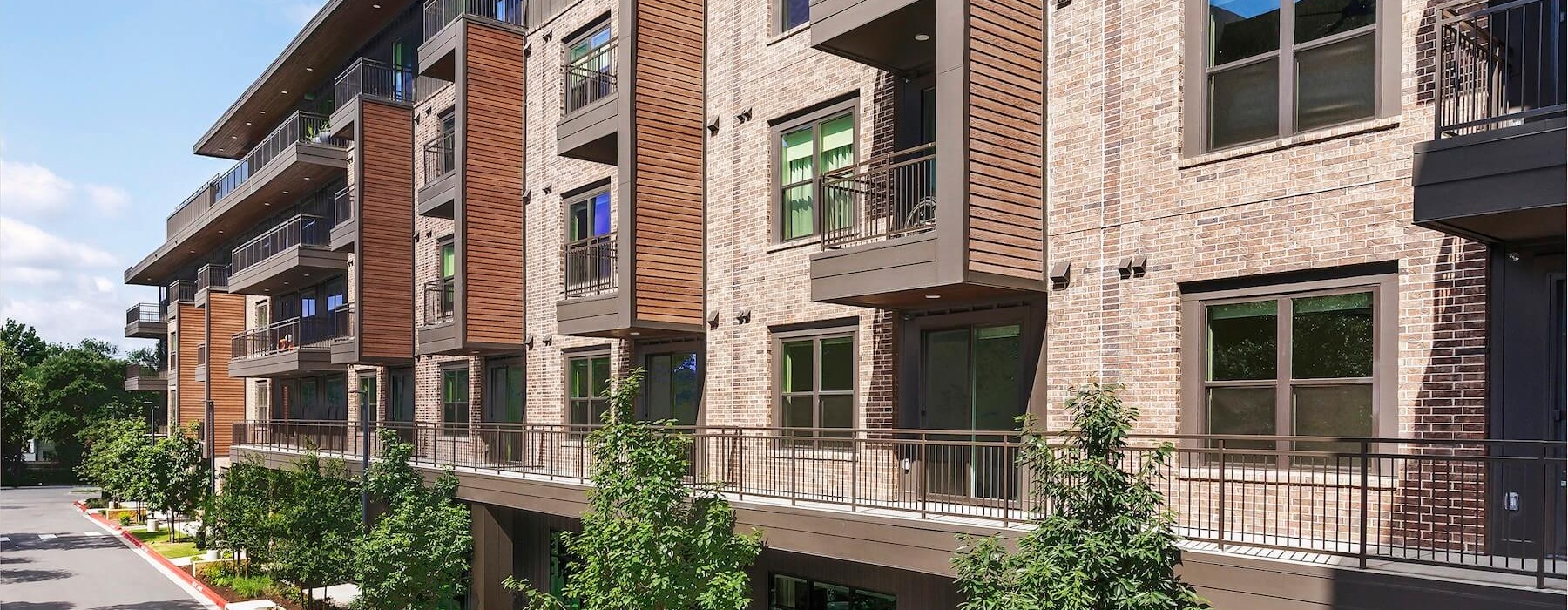 The Waylon Exterior